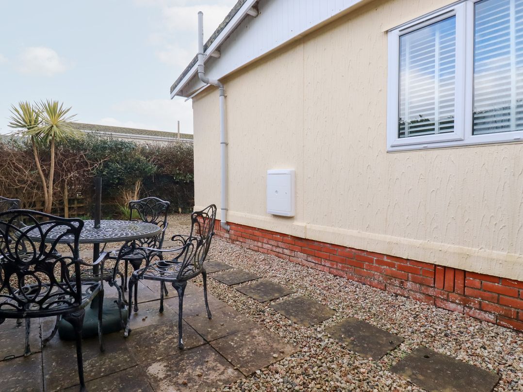 Ms Merryn 37 St. Cadocs