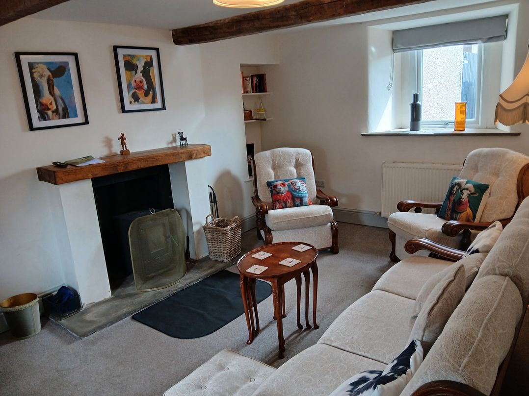 4 Oak Cottages