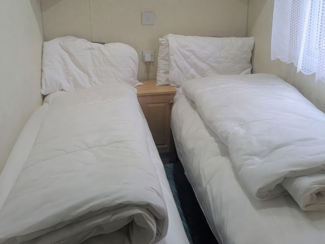 Lynsey's Coastfields Caravan