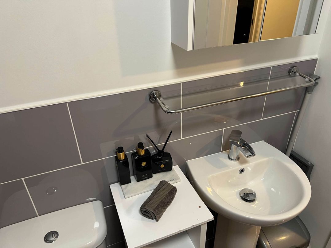 Seaside Cottage Escape in Paignton - Sleeps 4