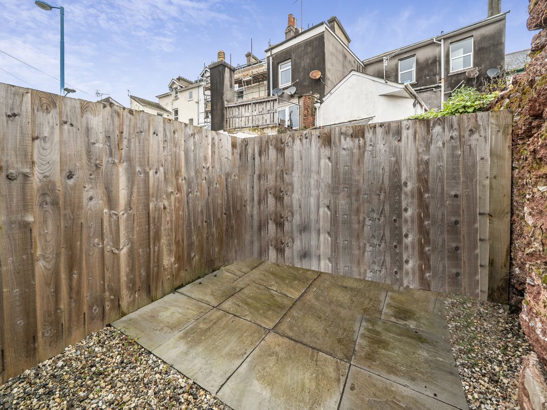 Seaside Cottage Escape in Paignton - Sleeps 4