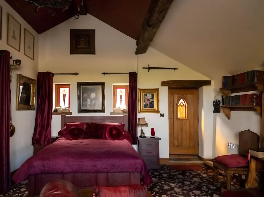 1 Bed Cottage - Sleeps 3 - Garden - Parking - Wifi