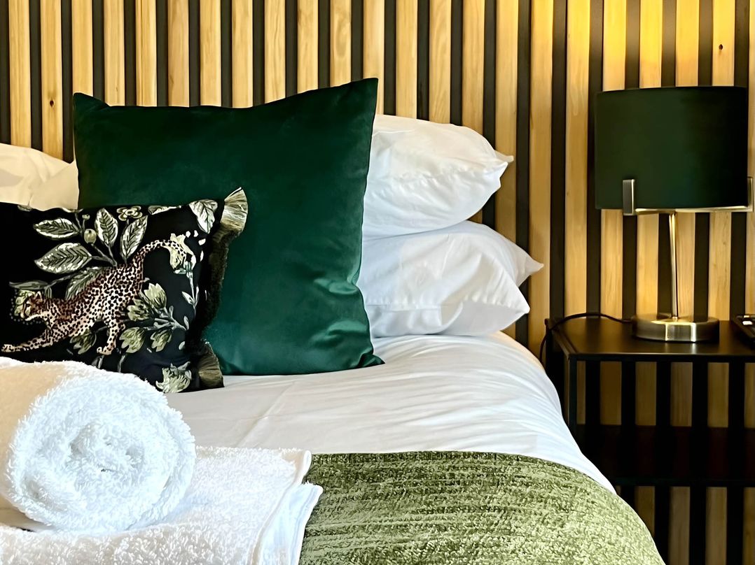 Central Ellesmere - Stay 2 - Parking - PetFriendly