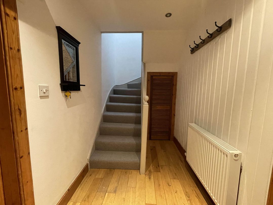 1 Keepers Cottage, Skeabost Bridge, Isle Of Skye