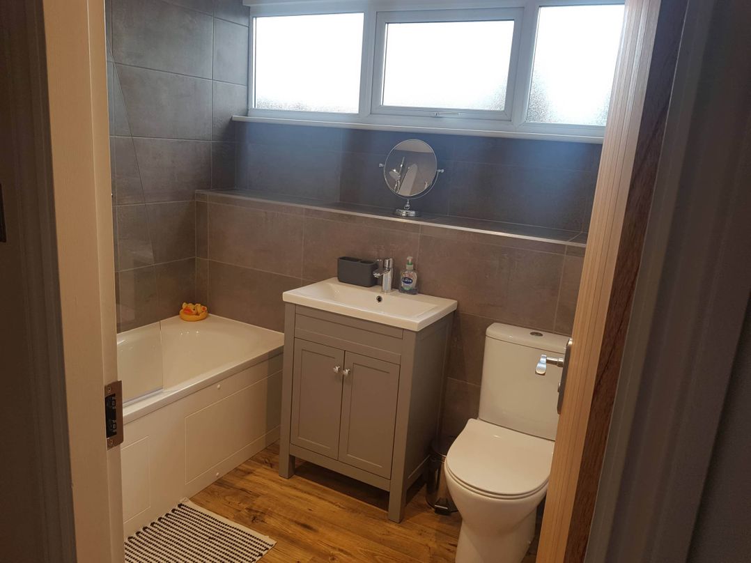 3 Bed Barn - Sleeps 6 - Parking - WIfi