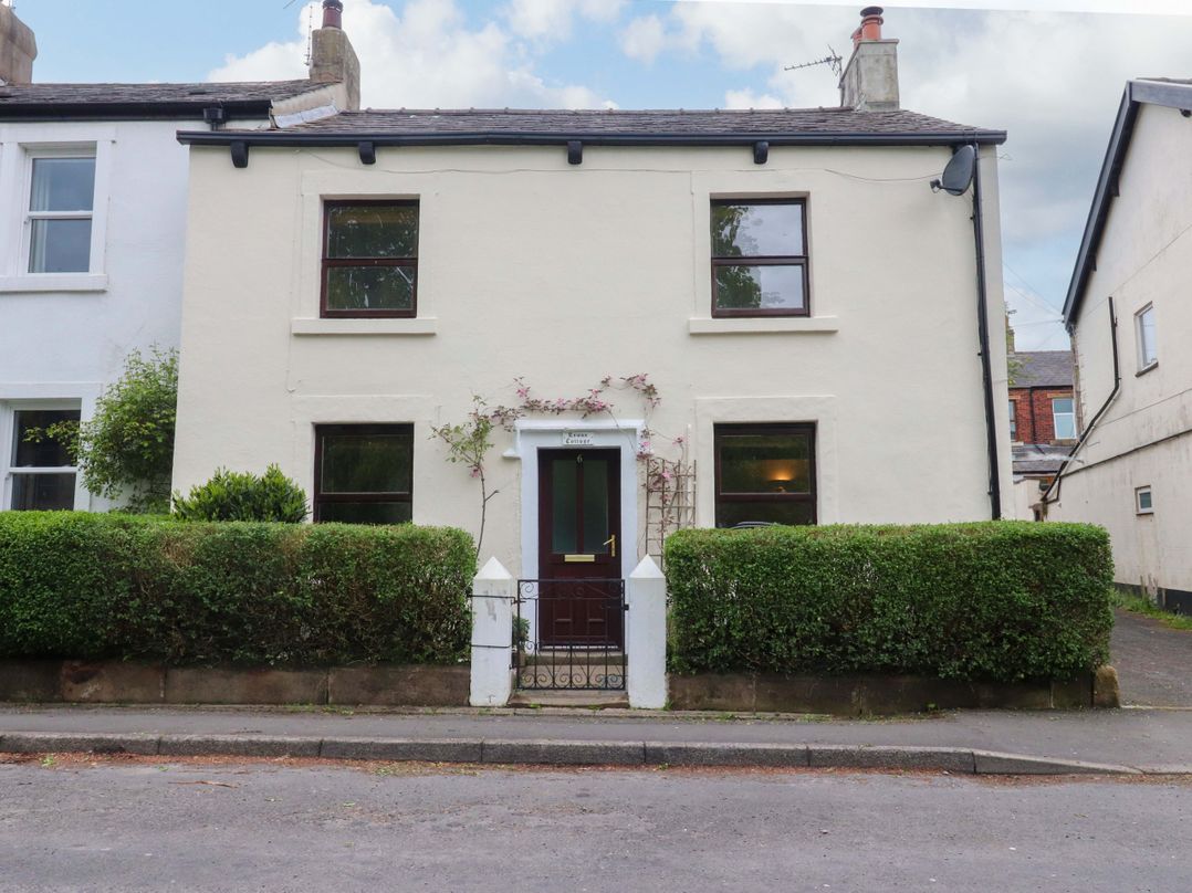 6 Hazel Moor