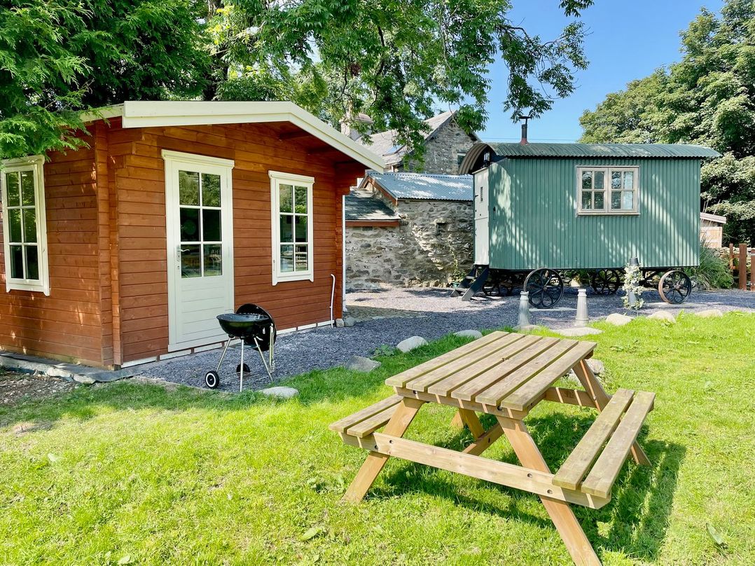 Cwt Tyddyn Shepherd's Hut