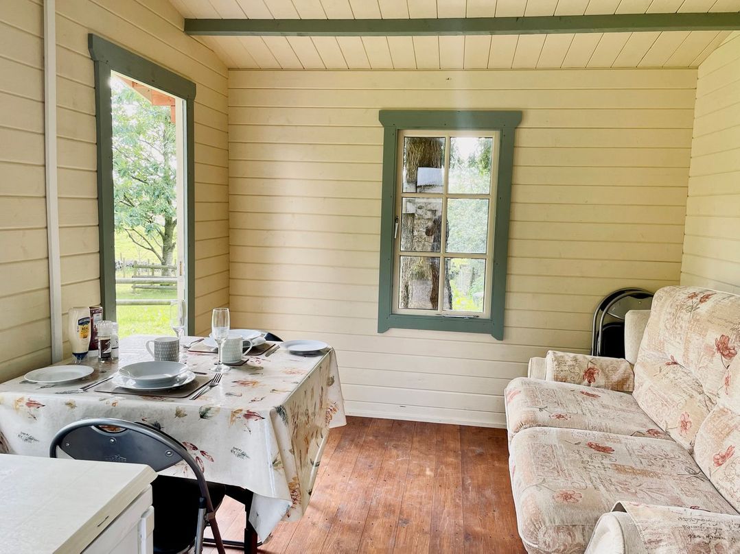 Cwt Tyddyn Shepherd's Hut