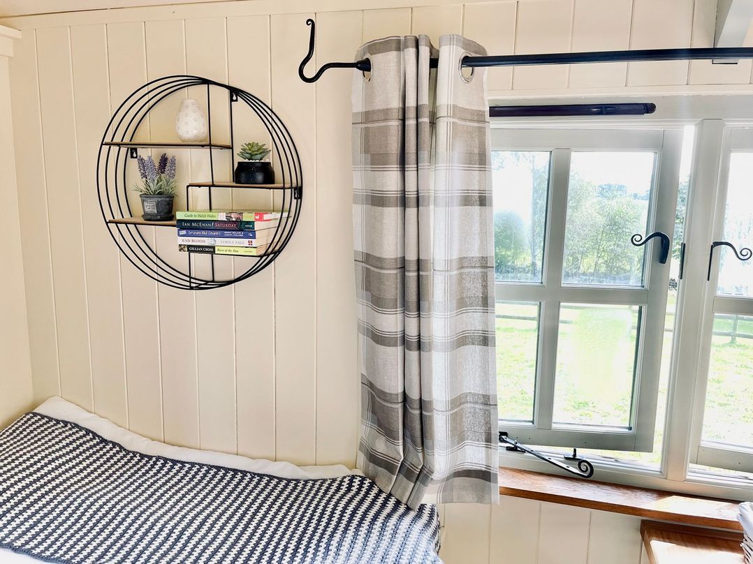 Cwt Tyddyn Shepherd's Hut