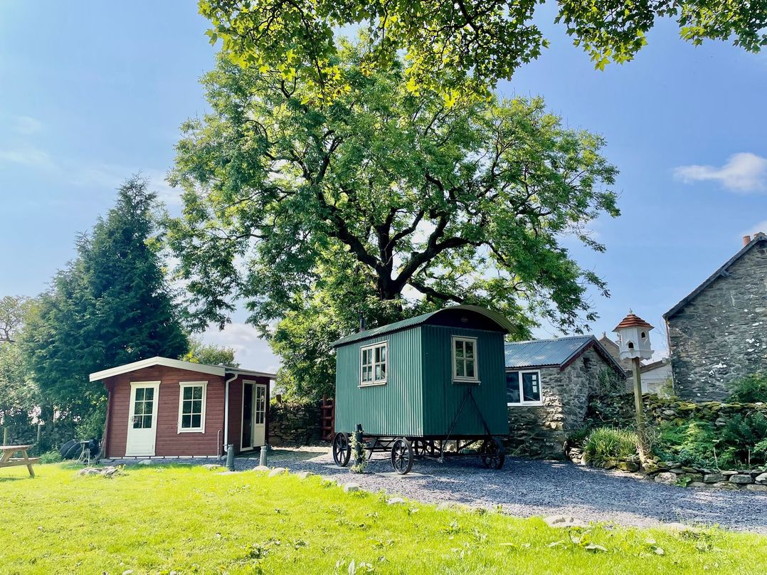 Cwt Tyddyn Shepherd's Hut