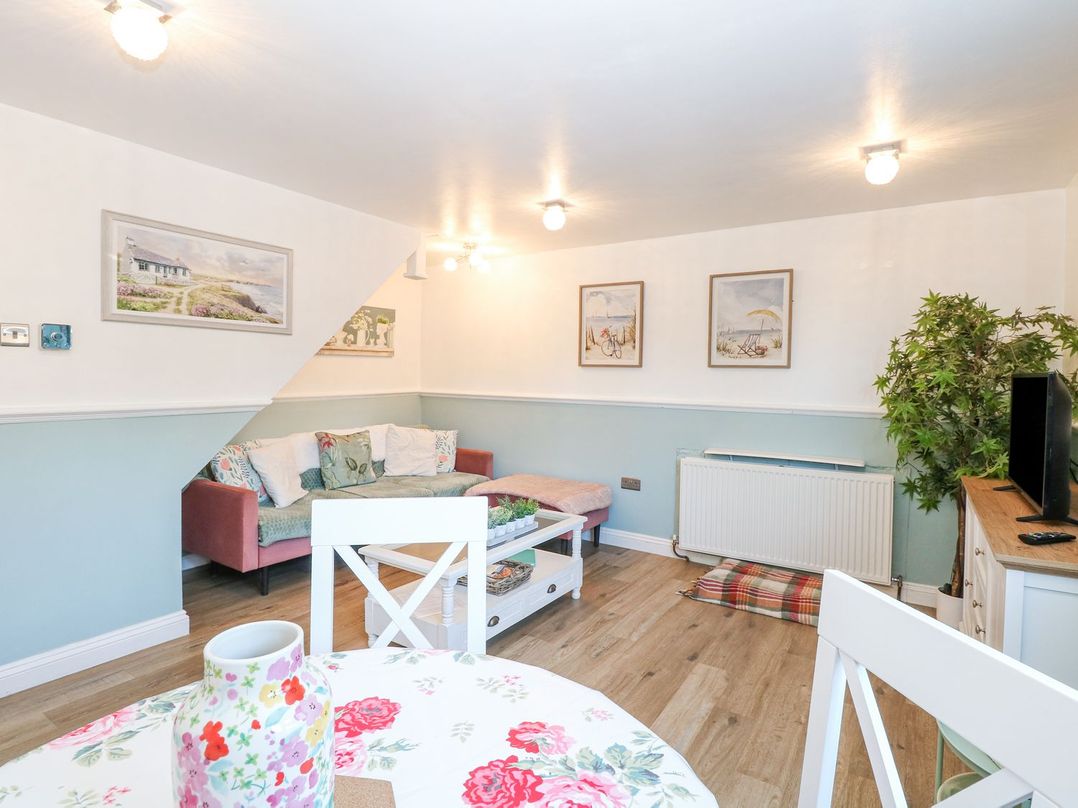 Hideaway Cottage