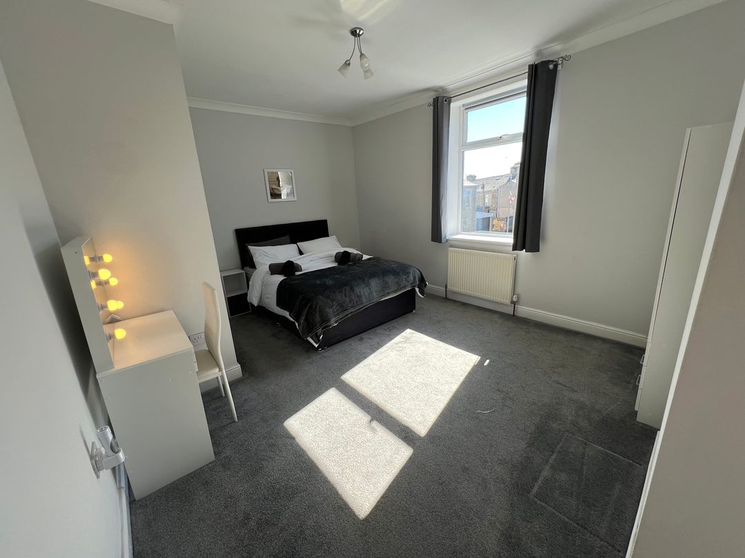 Victoria Place