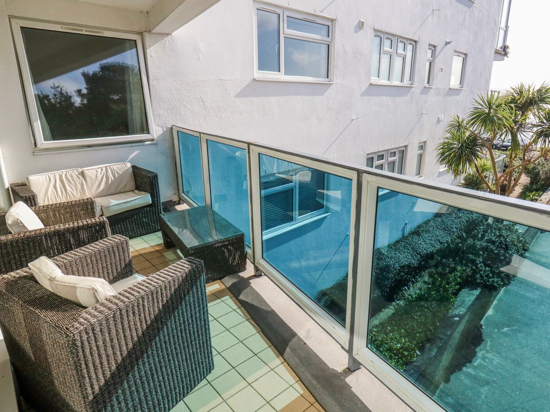 Flat 17 Golden Gates