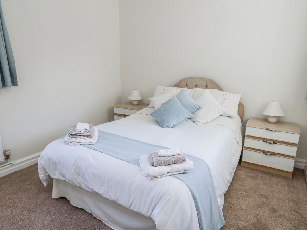 Flat 17 Golden Gates