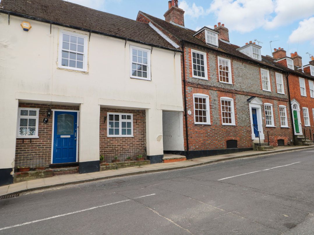 19 Queen Street, Emsworth - Sleeps 6 guests