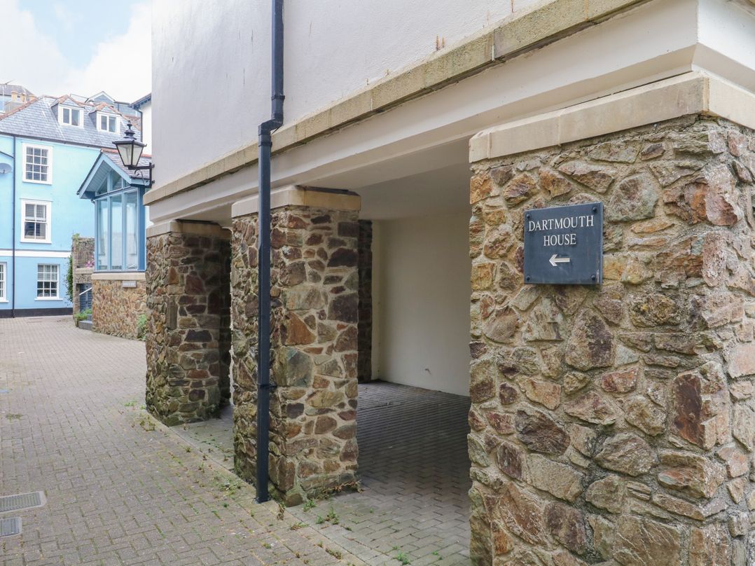 Dennings House, Mayors Avenue