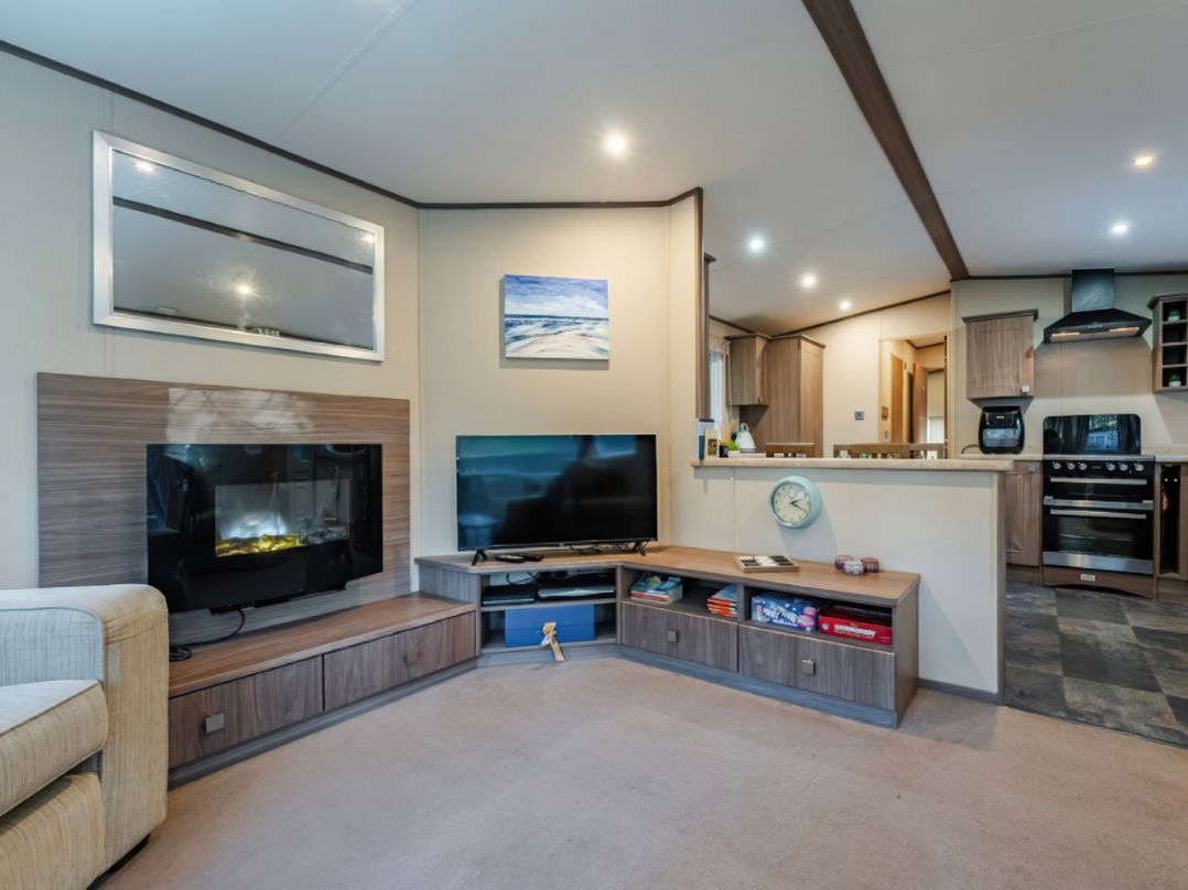 The But n Ben - -Kelling Heath Holiday Park