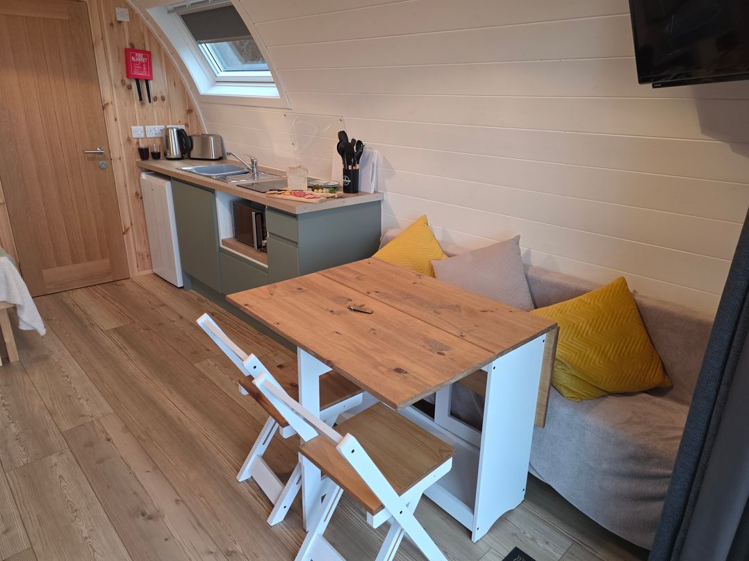 Bracelands - Deluxe Pod 6