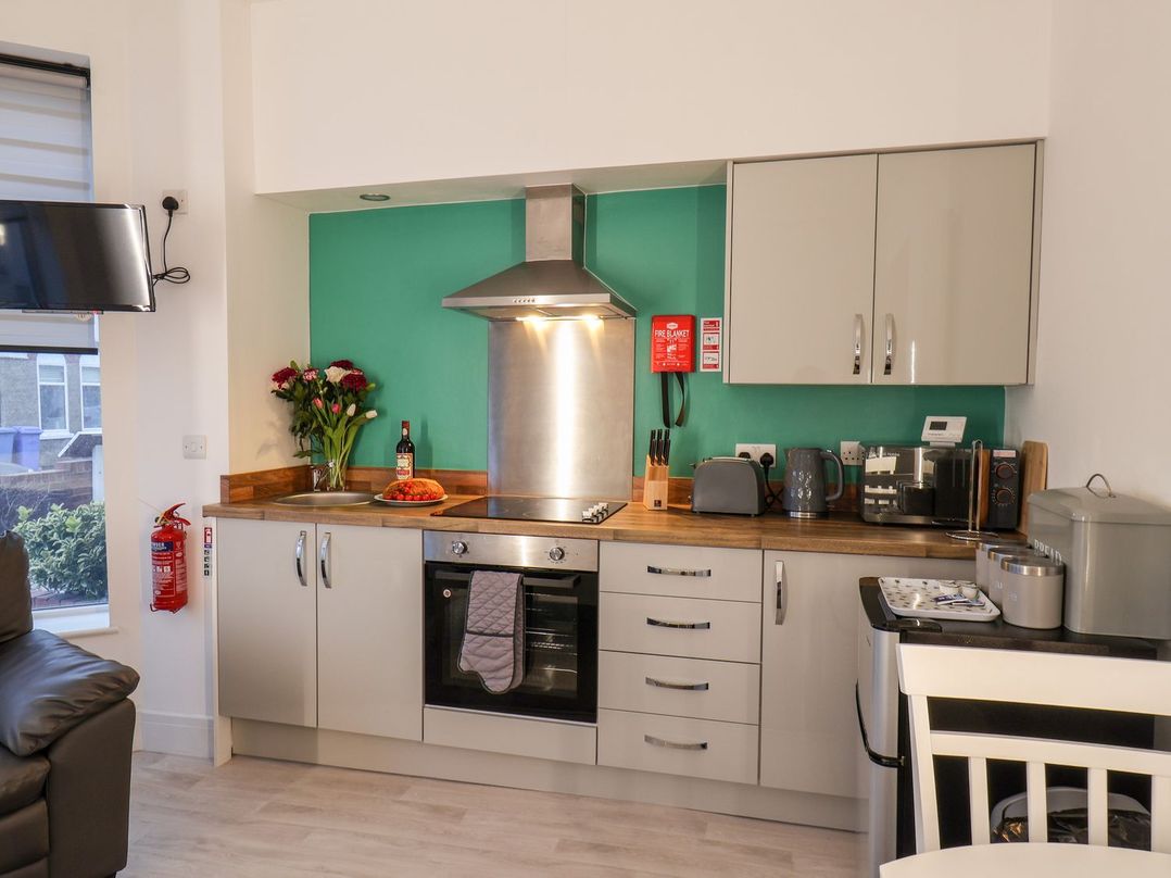 Frankie’s Seaview 1