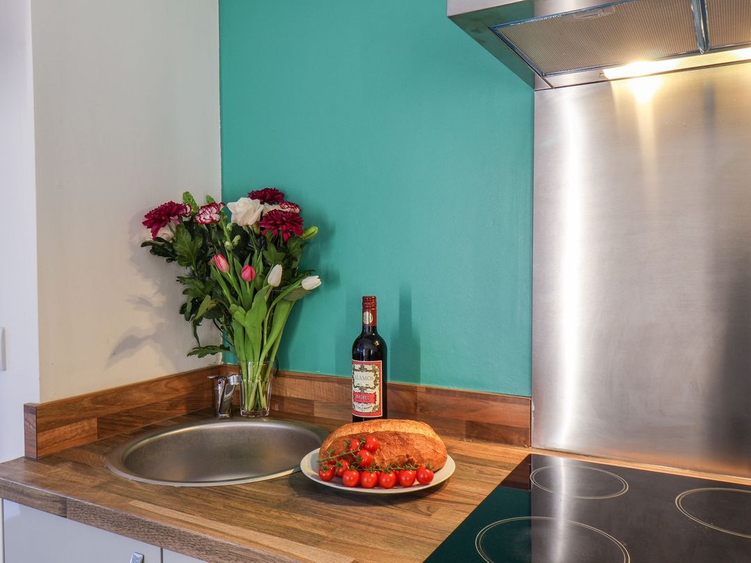 Frankie’s Seaview 1