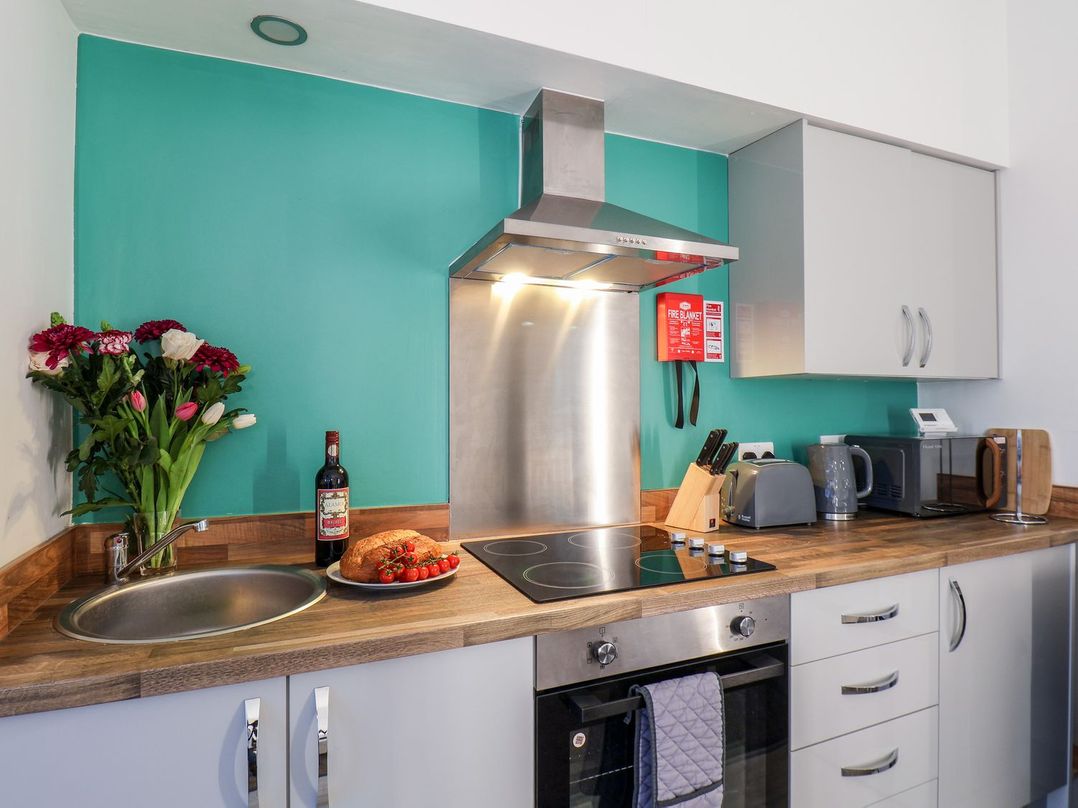 Frankie’s Seaview 1