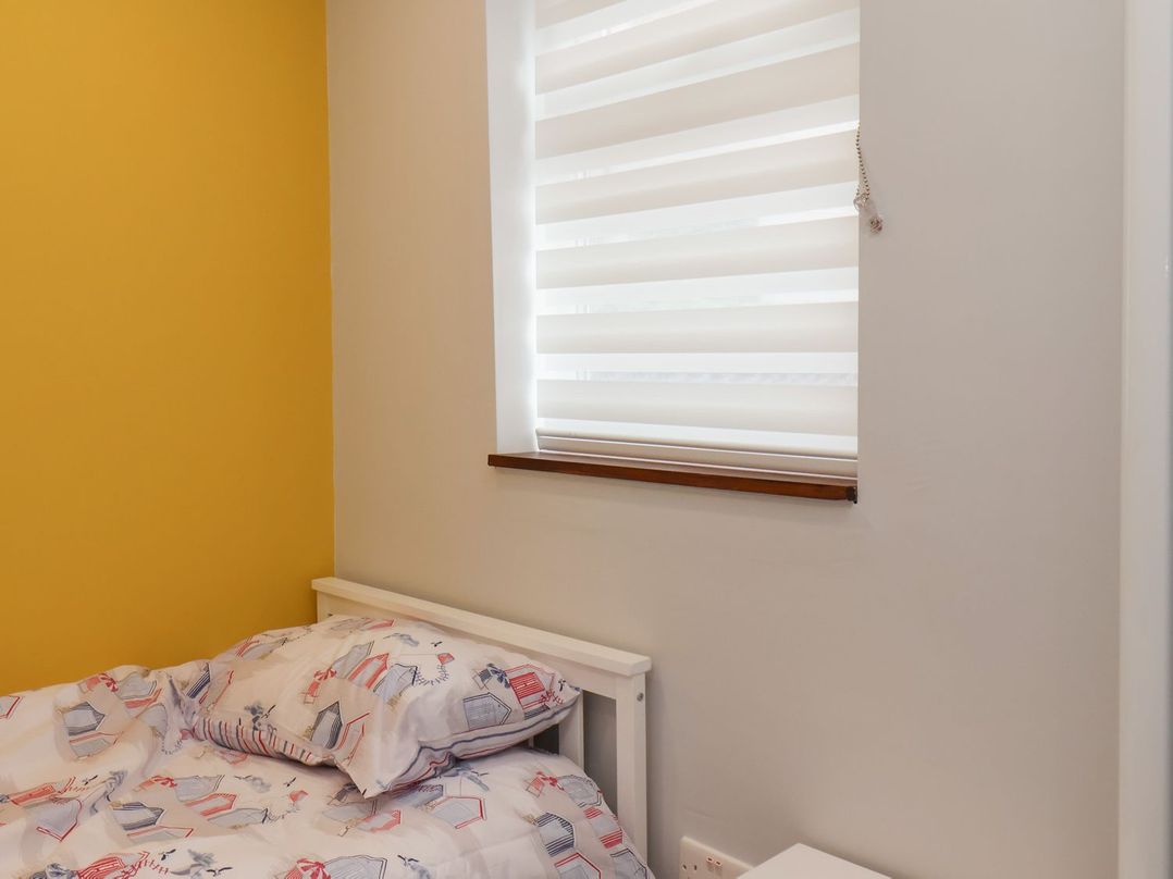 Frankie’s Seaview 2