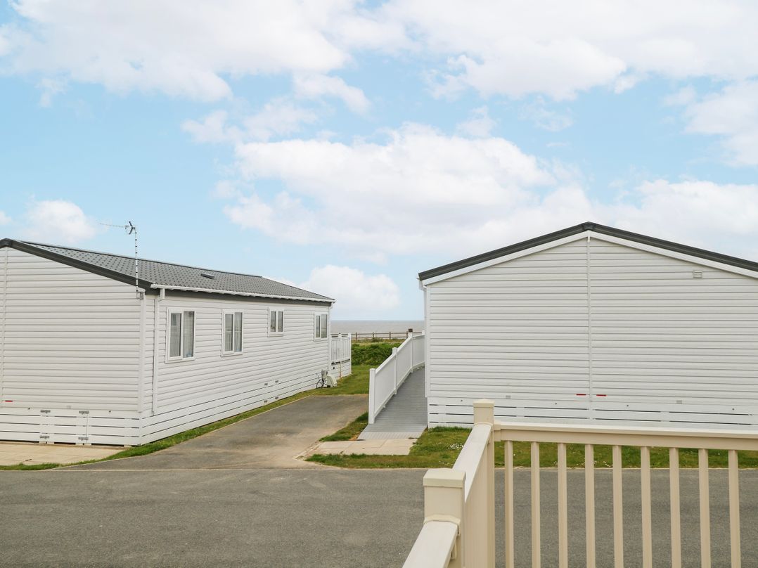 59 Cliff Field
