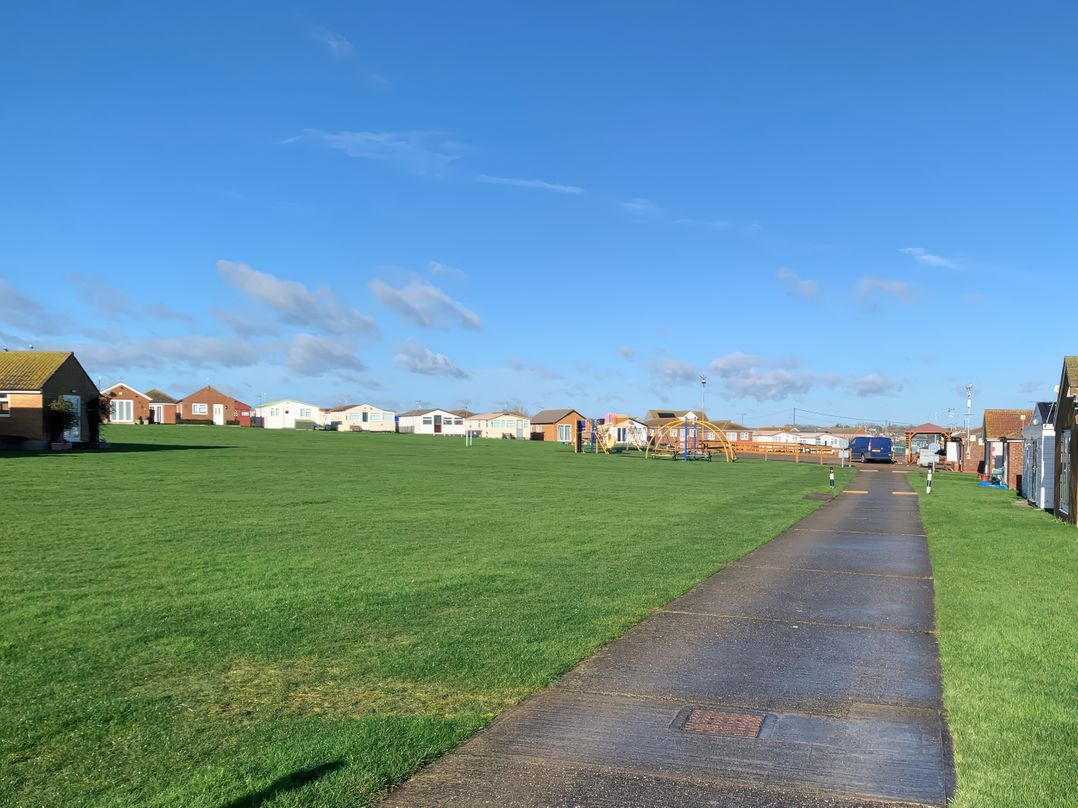 Watersmeet - 85 @ Park Avenue Holiday Village