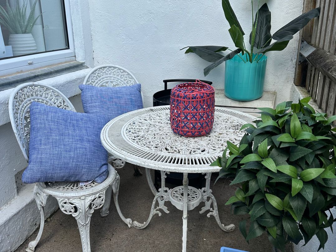 Dog-friendly lodge, steps to St Ives train