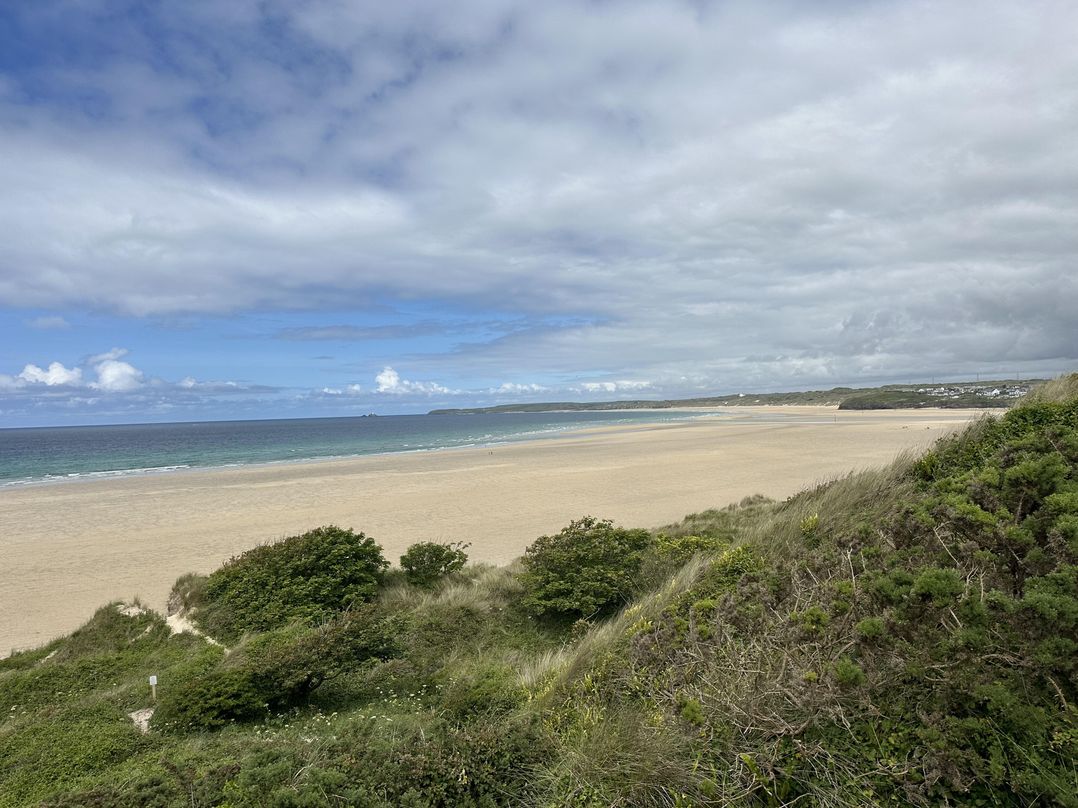 Dog-friendly lodge, steps to St Ives train