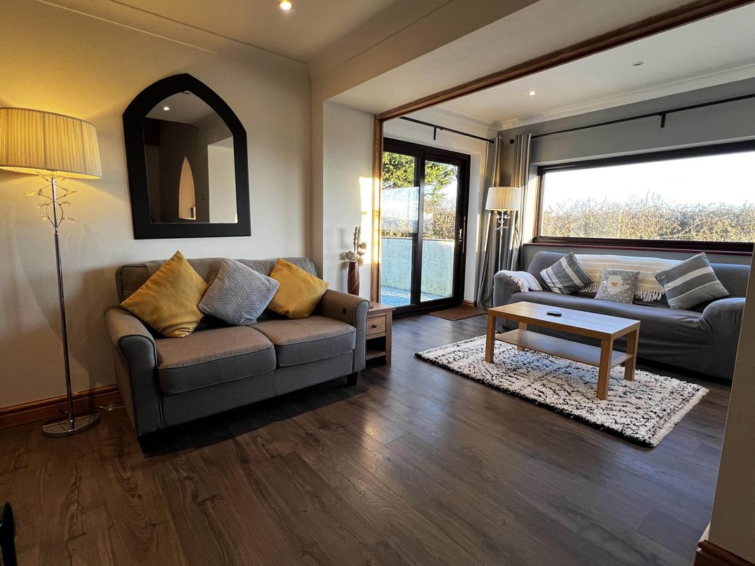 Cottage with mountain and sea views, Anglesey