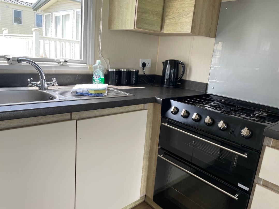 Pet-friendly lodge near Fistral Beach