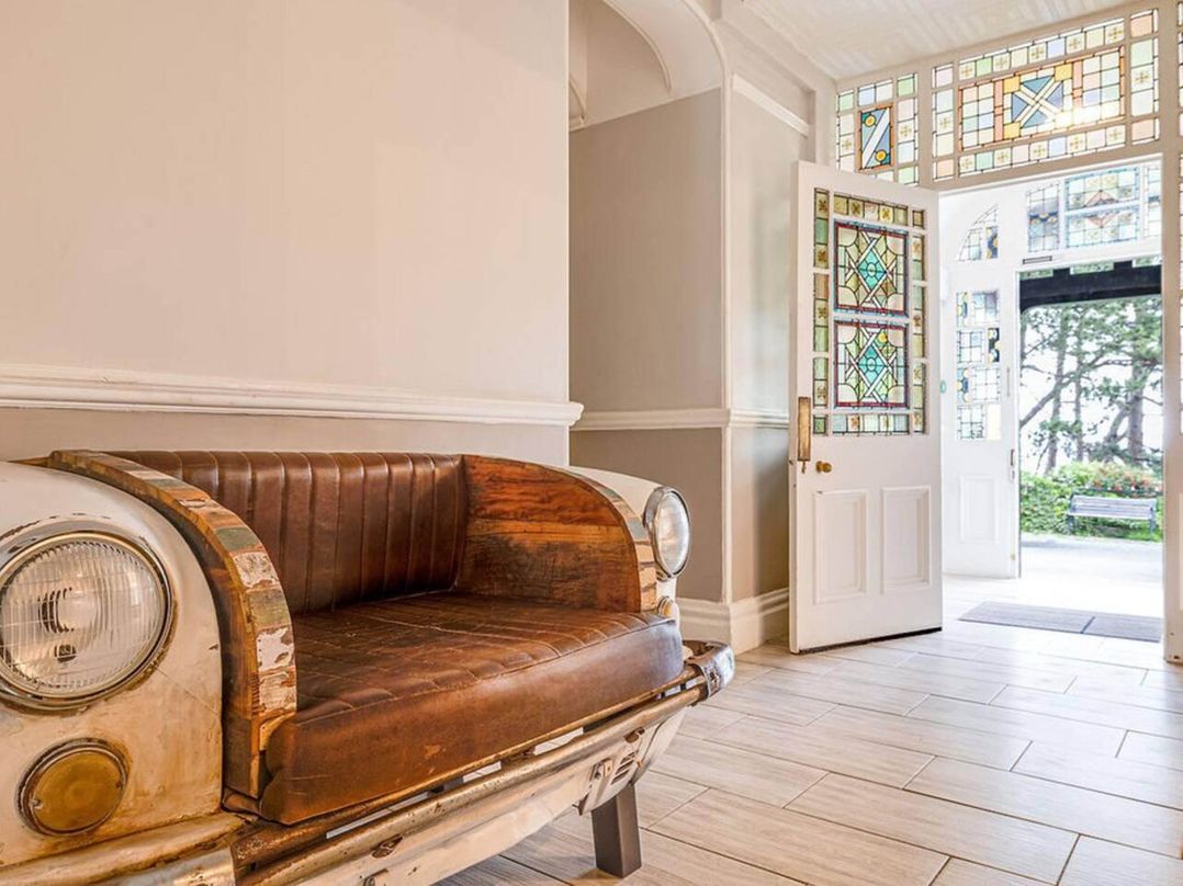 Tudor hall with hot tub, games room and sea views