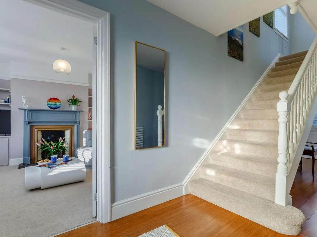 Edwardian home with sea views above the harbour