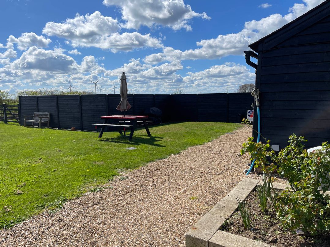 Pet-friendly rural retreat with garden and BBQ