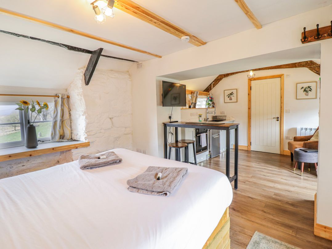 The Romantic Hideaway at Rhiw Goch Inn