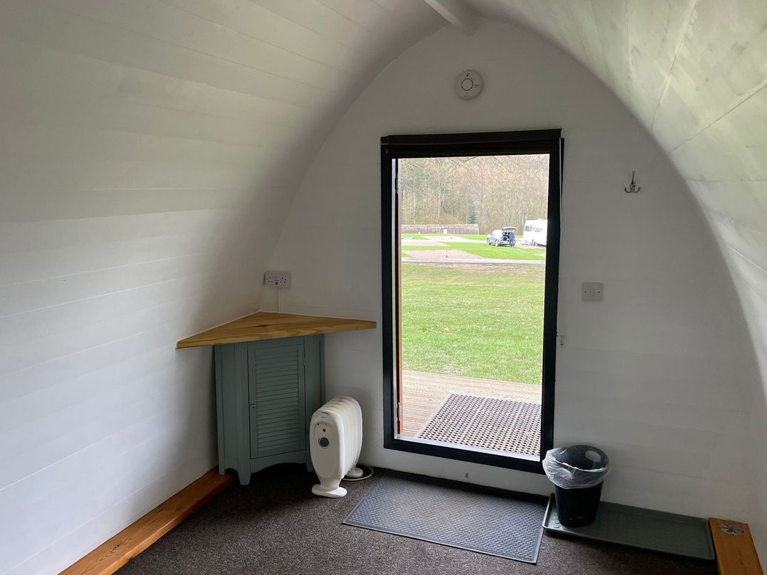 Bracelands - Cosy Pod 2