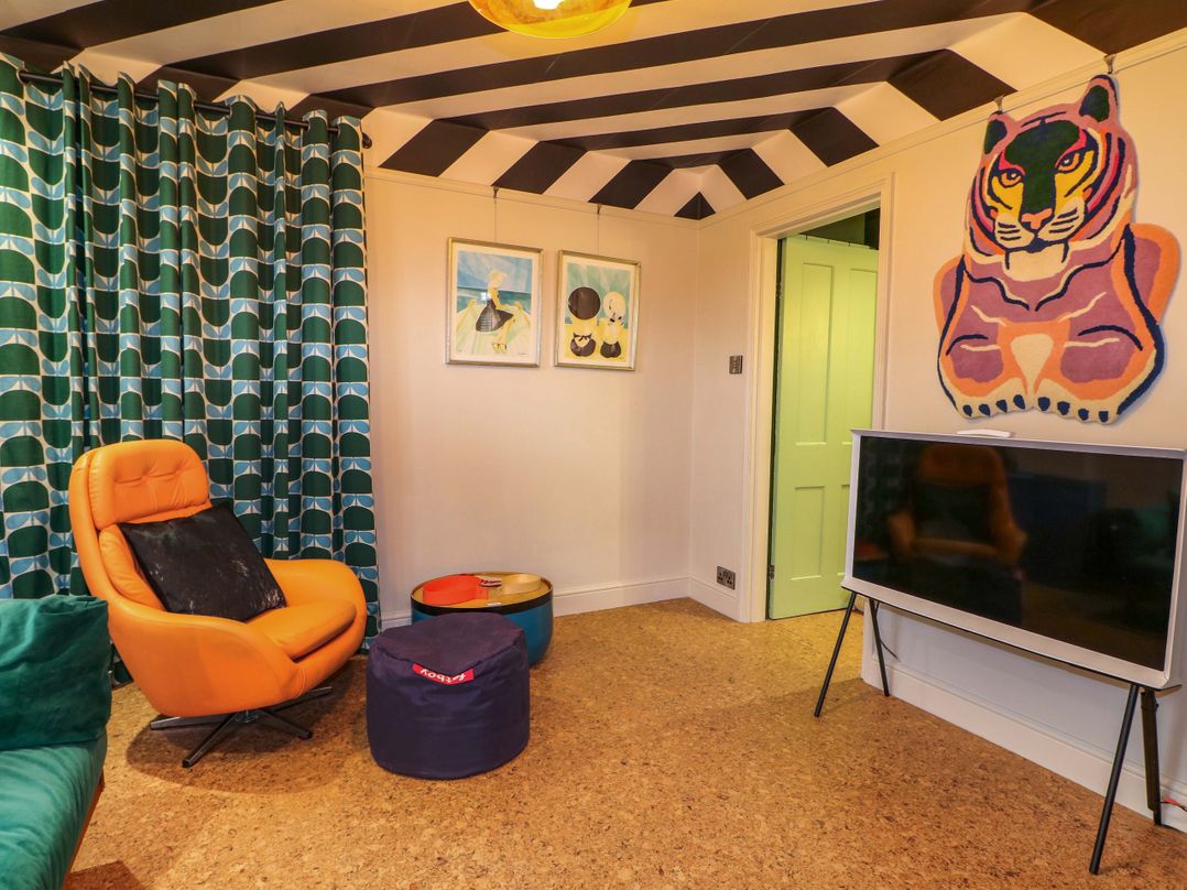 3 Cinque Ports Street