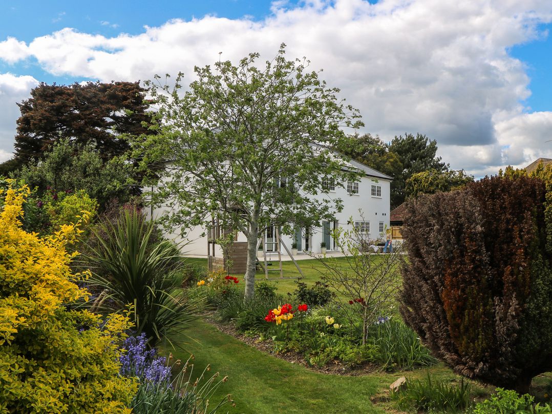 Sea Estate House