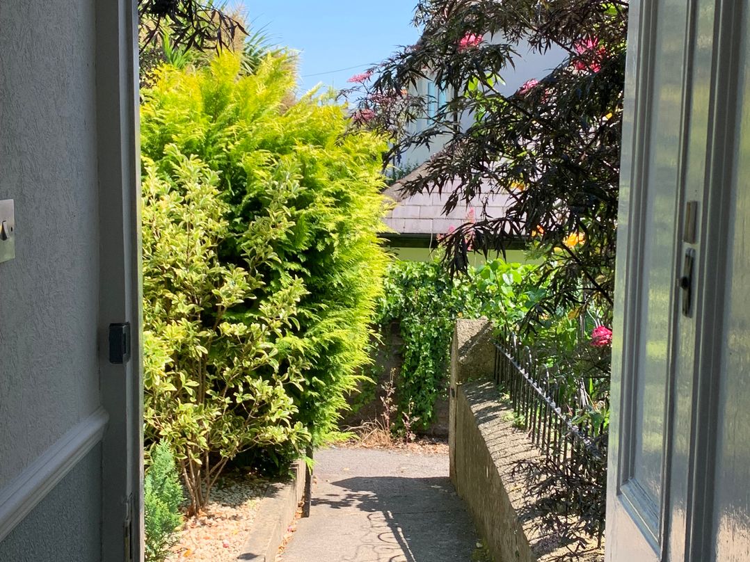 3 Newboro Terrace