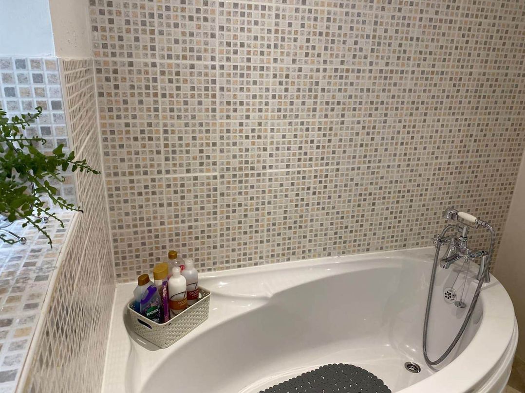 Apartment - Sleeps 2 - Pet friendly