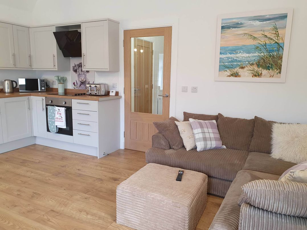 2-Bed Barn, Hot Tub & Pet Friendly near Muirkirk