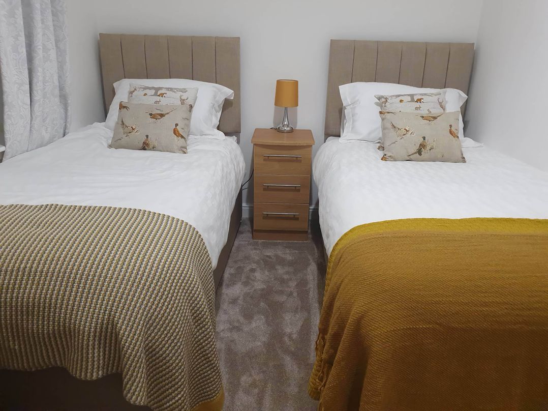2-Bed Barn, Hot Tub & Pet Friendly near Muirkirk