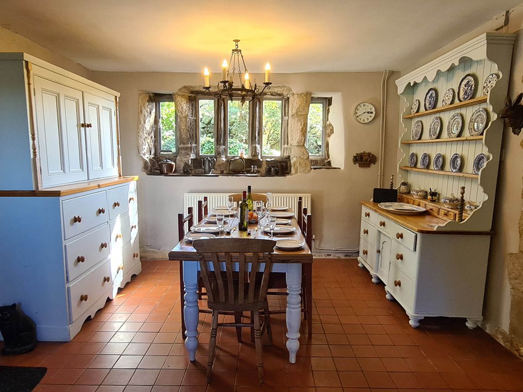 3 bedroom- Sleeps 6-Greave Farm Todmorden Cottage