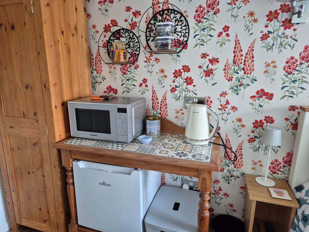 Flower Garden Studio in Sheringham-Cycle friendly