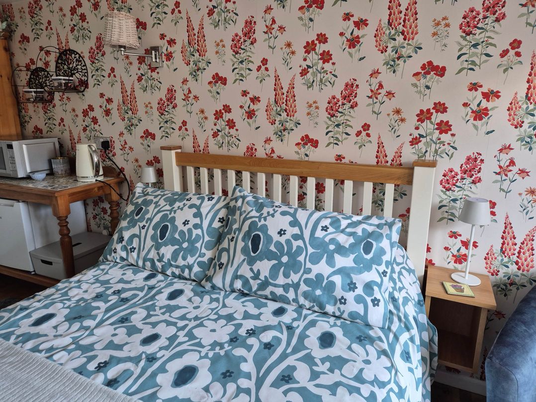 Flower Garden Studio in Sheringham-Cycle friendly