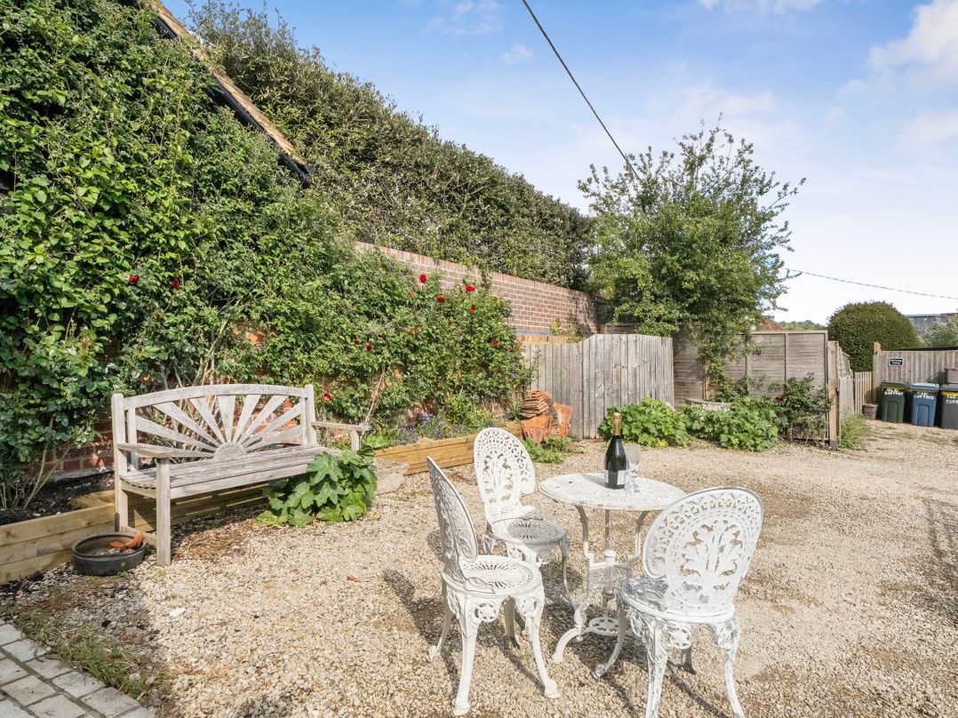 Bramble Bank 'CartShed'-1 Bed Cottage-Sleeps 2