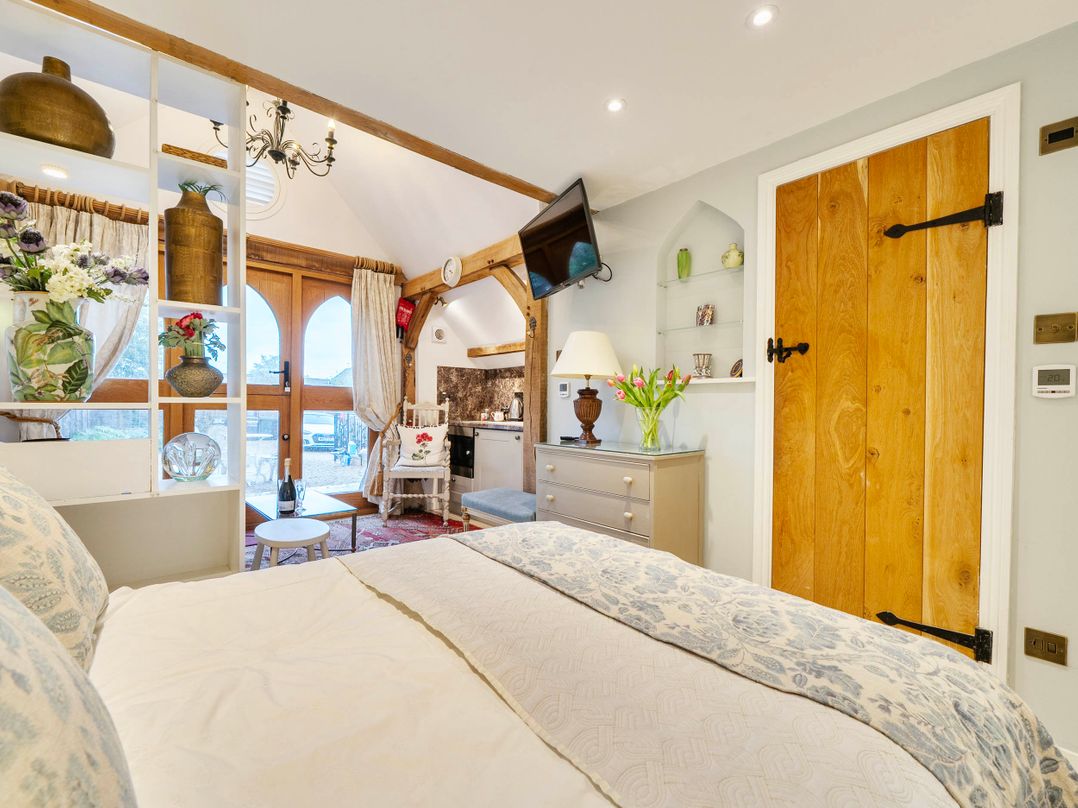 Bramble Bank 'CartShed'-1 Bed Cottage-Sleeps 2