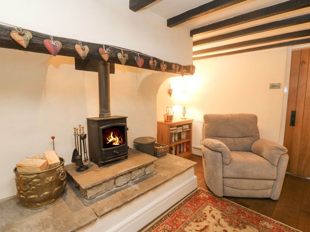 Ingleton 2-Bed Cottage, Sleeps 4, Pet Ok & Parking