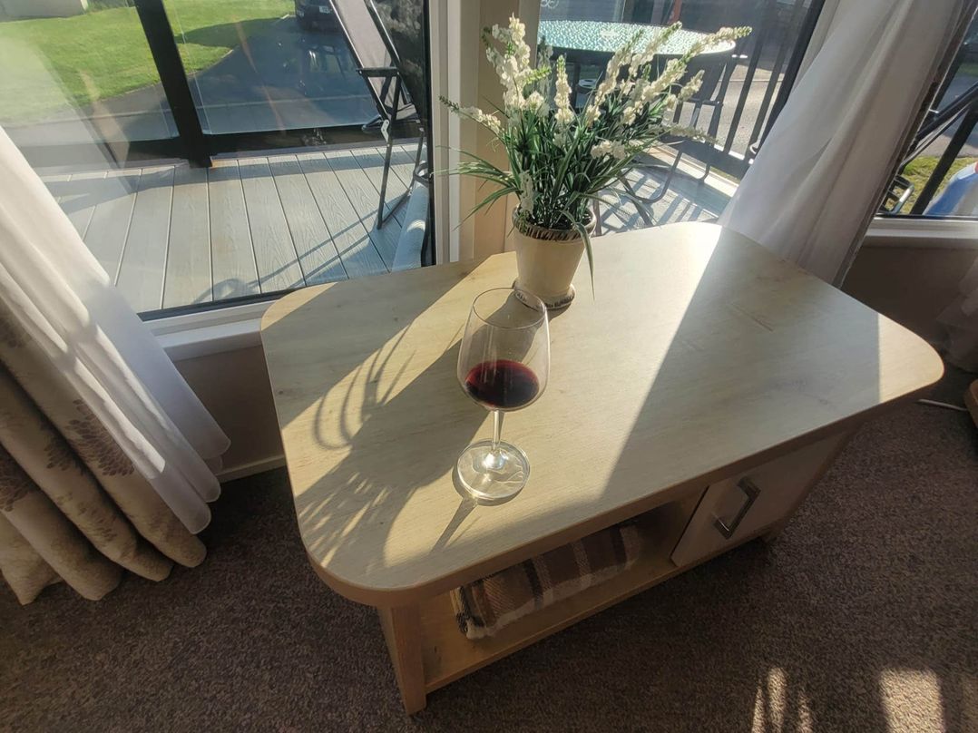 Beachside Lodge - Sleeps 6 - Pets ok - Parking